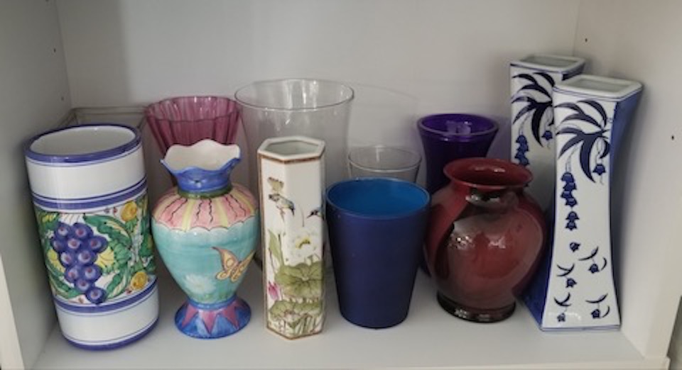 12-vases